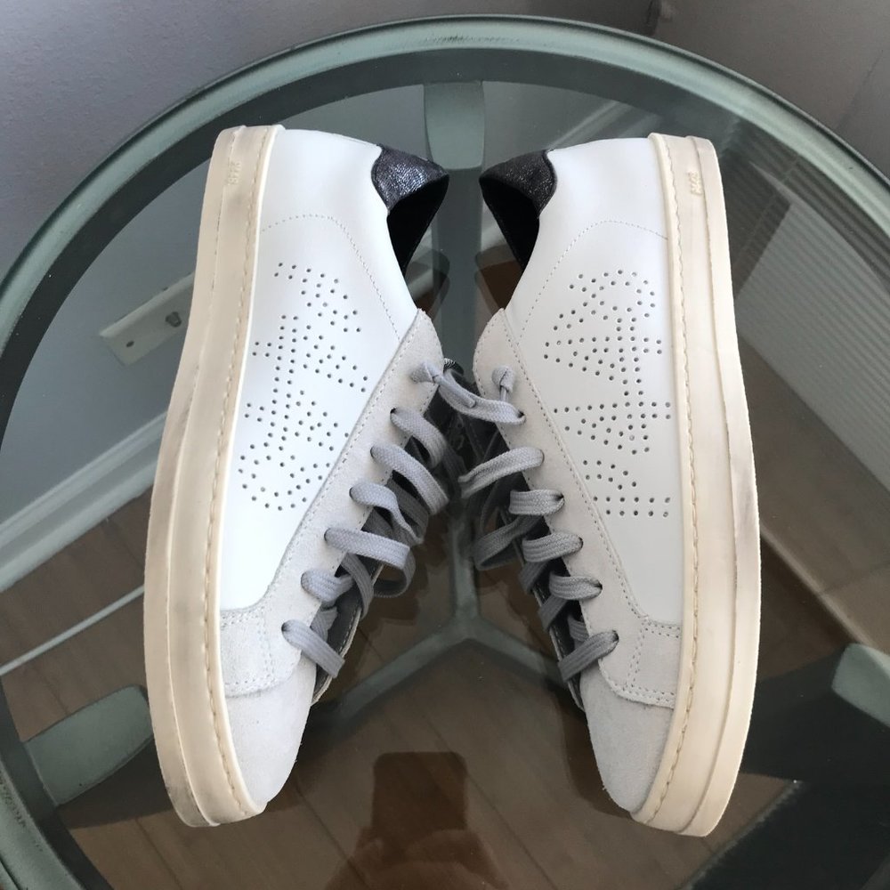 P448 Woman's John Sneaker